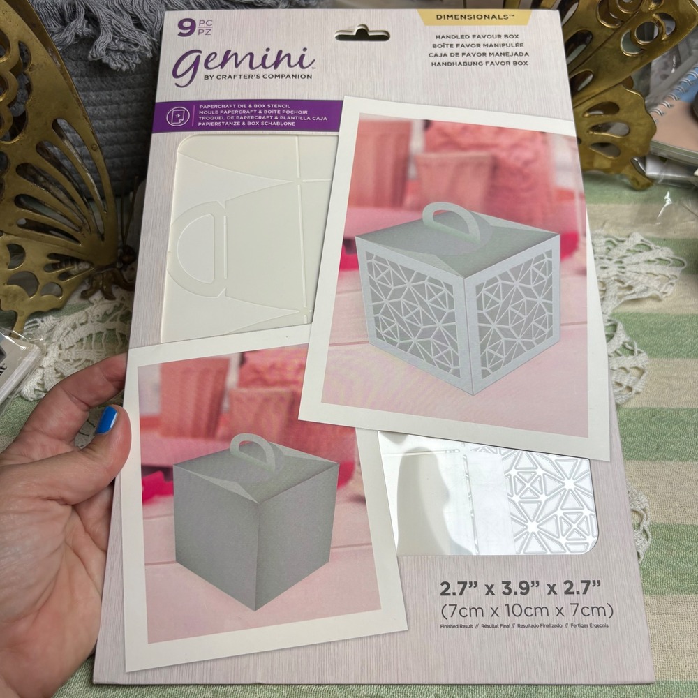 Gemini Crafters DIY Handled Favor Box Crafting Die Stencil Set